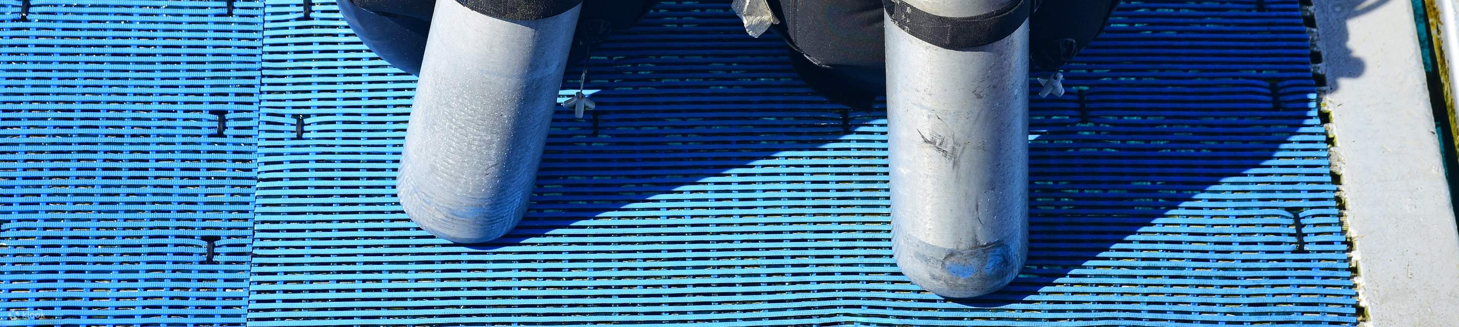 Scuba Diving in Pattaya by Manta Marina