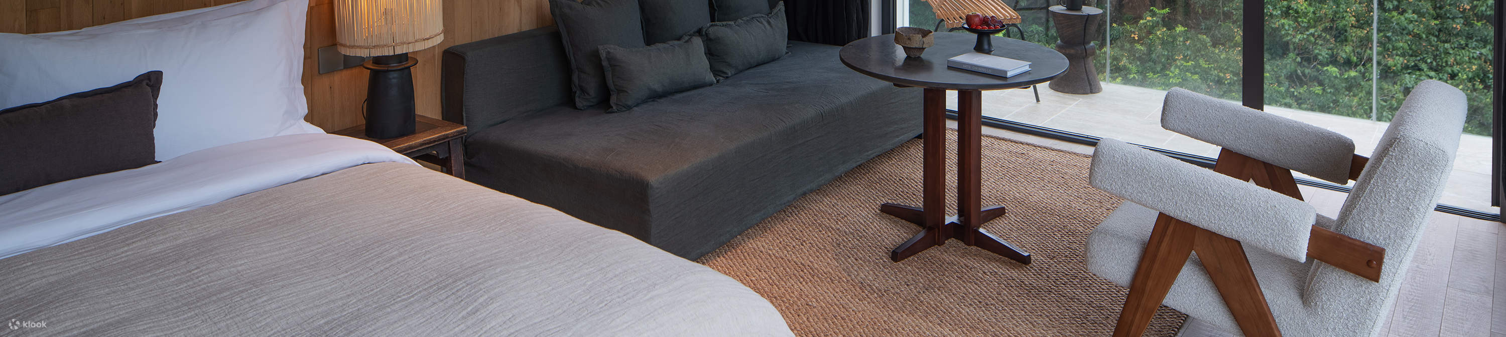 青琅露台大牀房