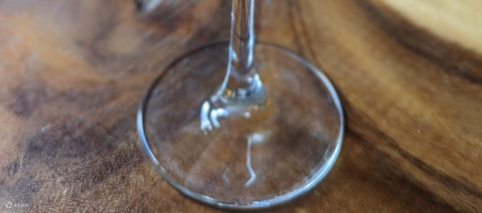 Koktail dengan campuran bunga