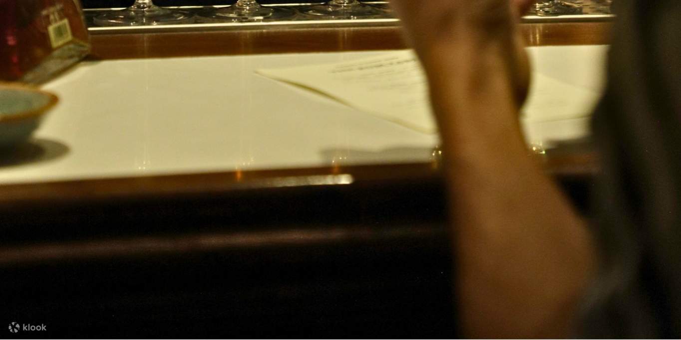 在西贡Vesou品尝朗姆酒