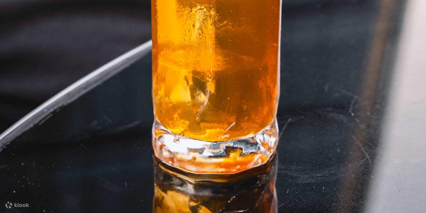 Ресторан и бар на крыше Up & Above в отеле The Okura Prestige Bangkok