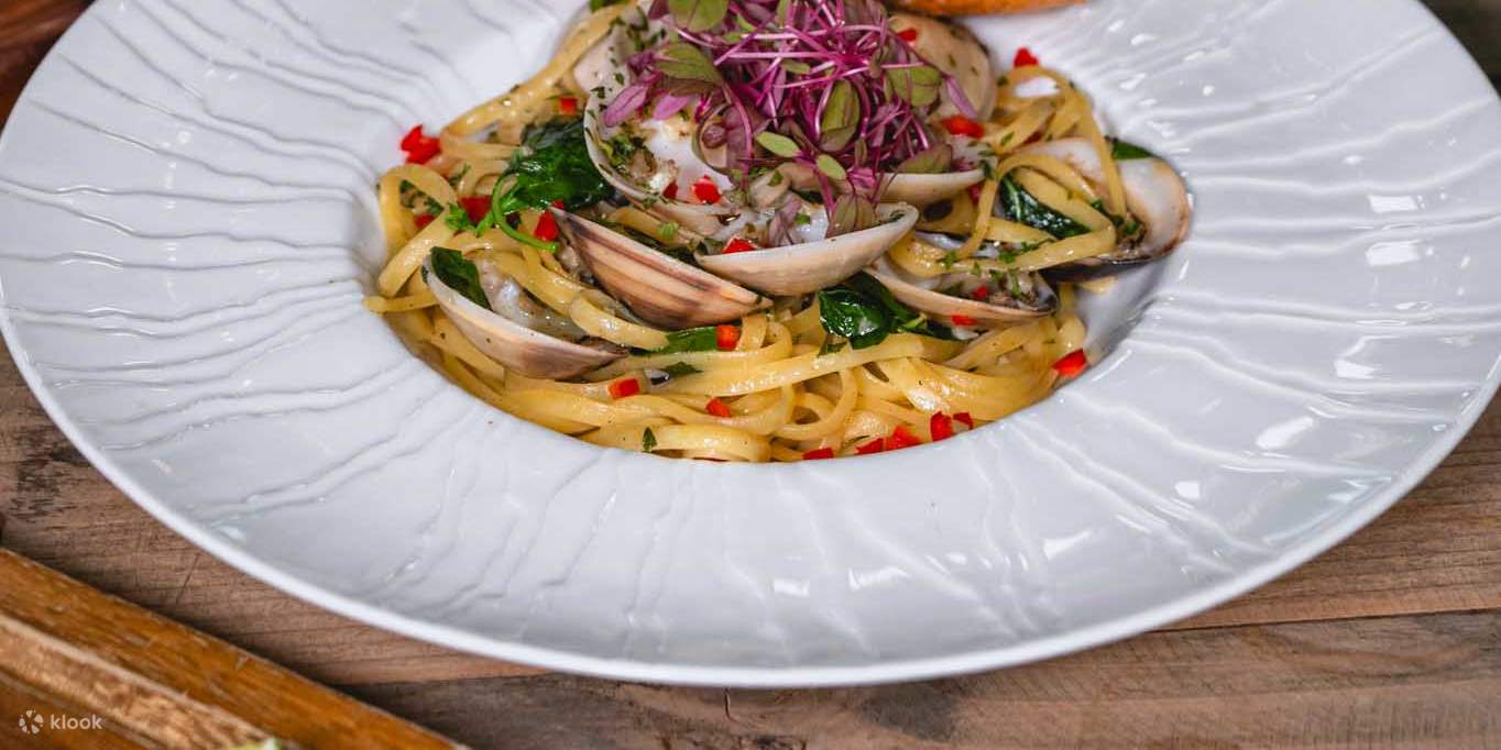 Thai Fusion Dining at Dusit Gourmet, Baan Dusit Thani (BTS Saladaeng)