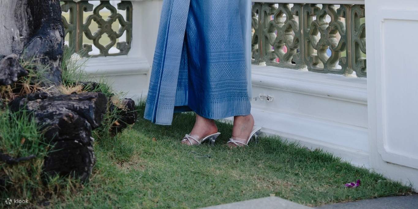 Absolute Thai: Noleggio di Costumi Thailandesi a Bangkok