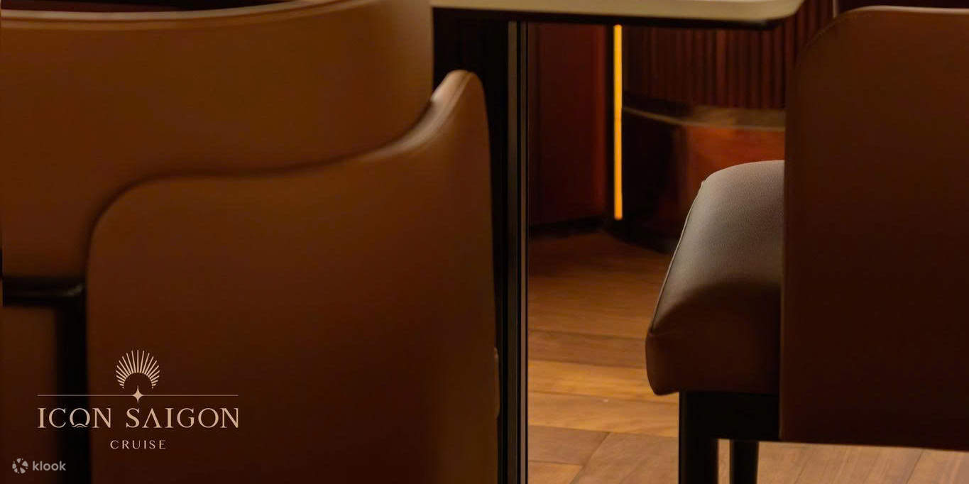 Rasakan Matahari Terbenam di Saigon River dengan Luxury Icon Saigon Cruise