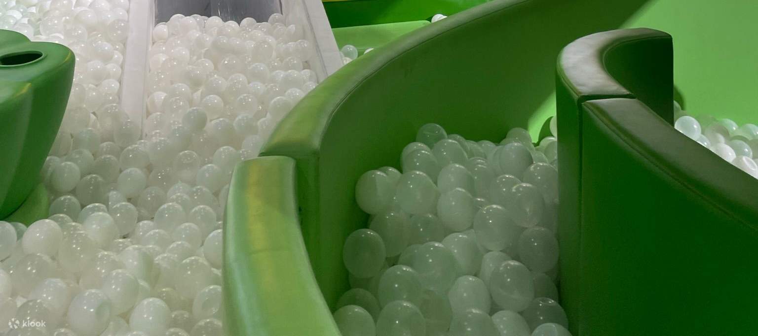 のびのび夢楽園 牧歌地帯 - 青衣