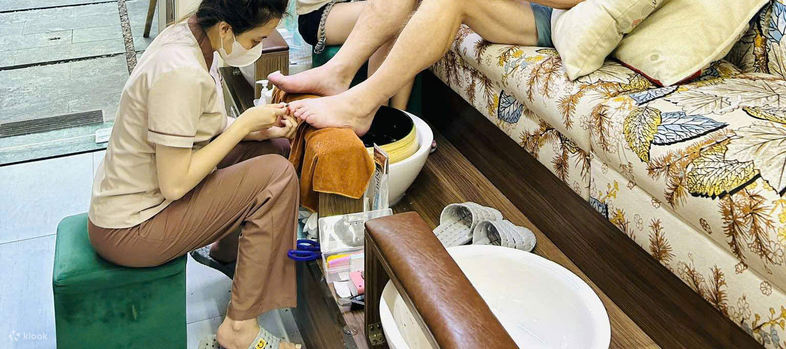 Bee Honey Spa：ダナンでのプレミアムネイル＆スパ体験