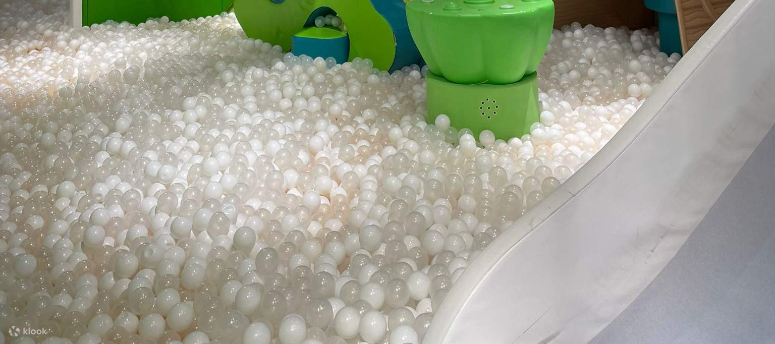 のびのび夢楽園 牧歌地帯 - 青衣