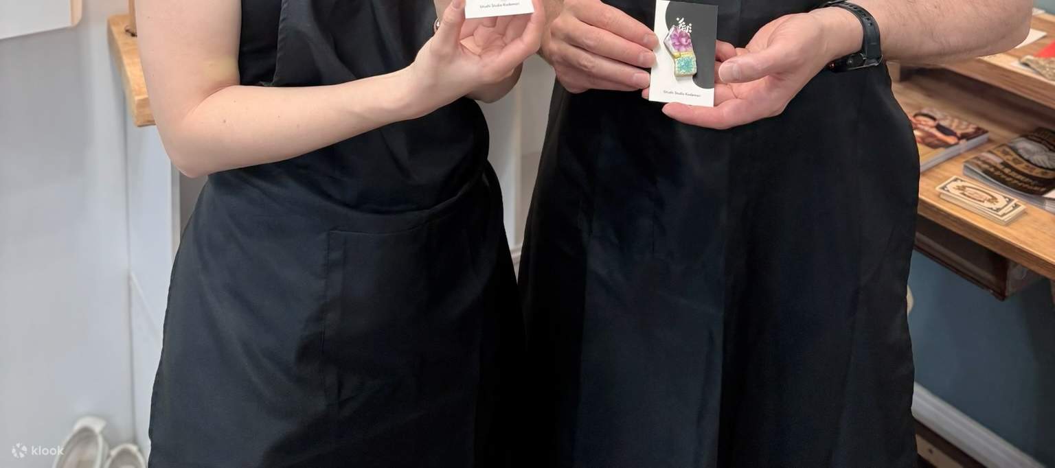 โอกินาว่า: ประสบการณ์ทำเครื่องประดับขนาดเล็กด้วยคินสึกิ