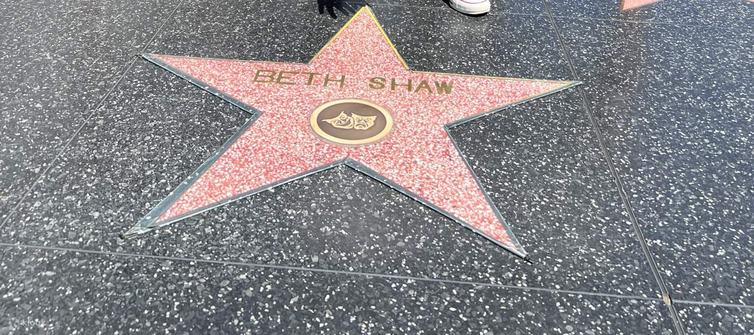  Get Your Own Star with The Walk of Fame Experience in Los Angeles