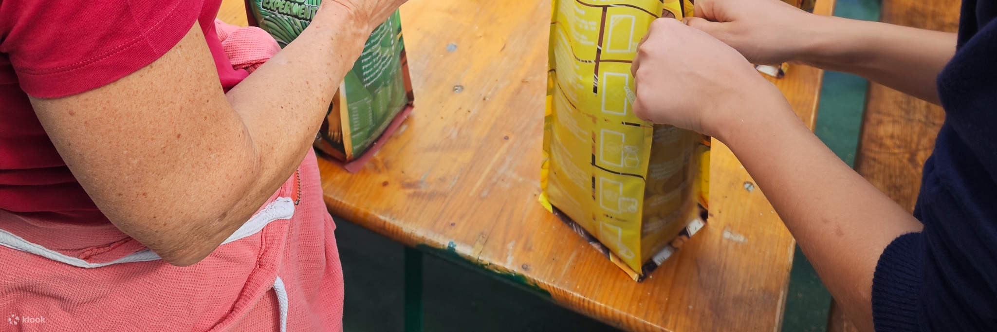 Nhóm tự xây dựng hộp nấm phiêu lưu.