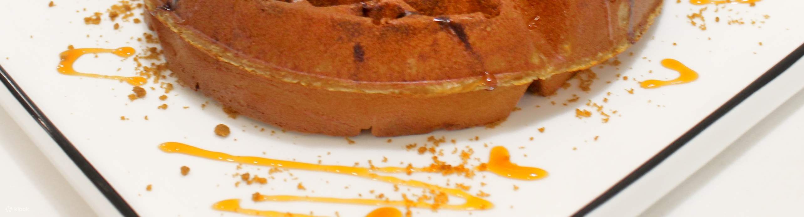 新加坡单色咖啡馆