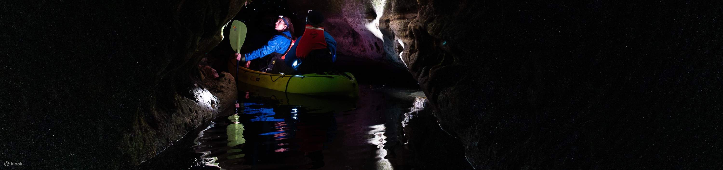 Eine einzigartige und persönliche Tour, die ein magisches Glühwürmchen-Erlebnis schafft.