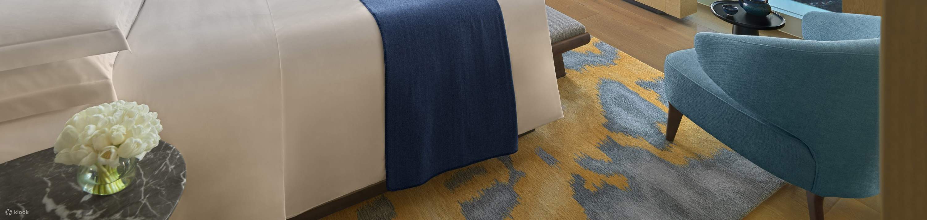 Executive City Suite Bedroom