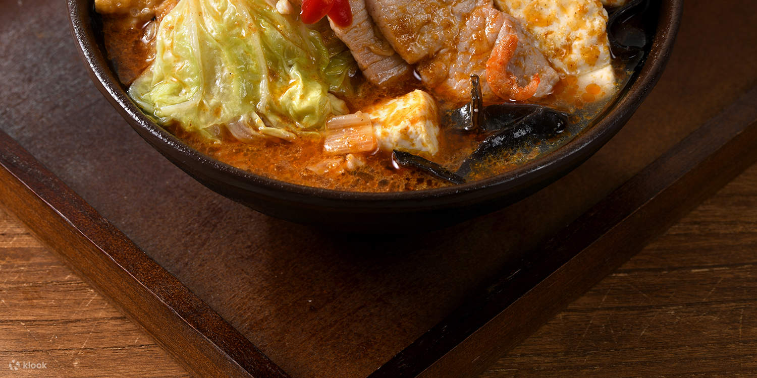 Lin Chongming의 캐서롤 생선 머리