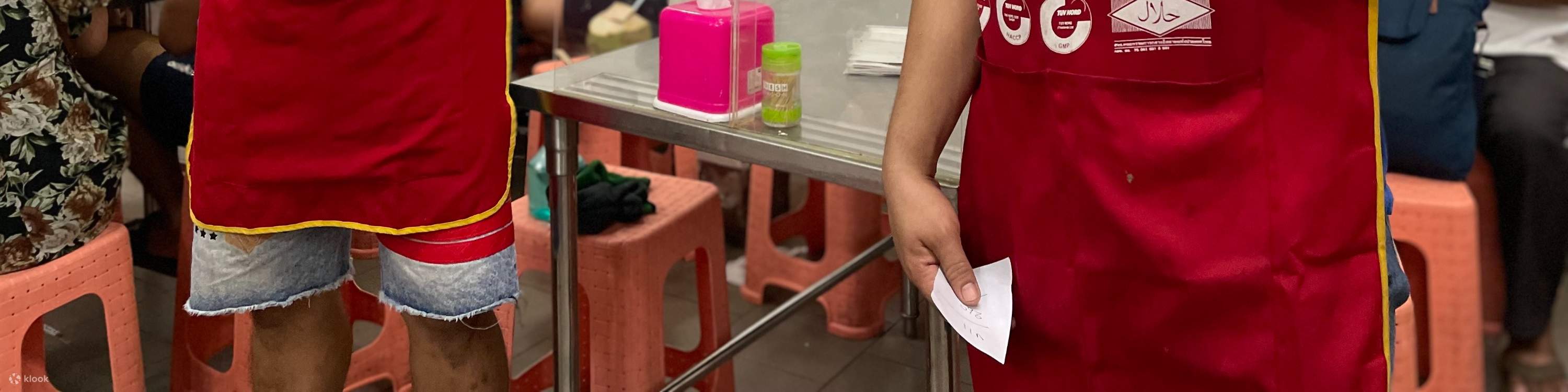 What is the best time to queue for Jay Fai and Jeh O