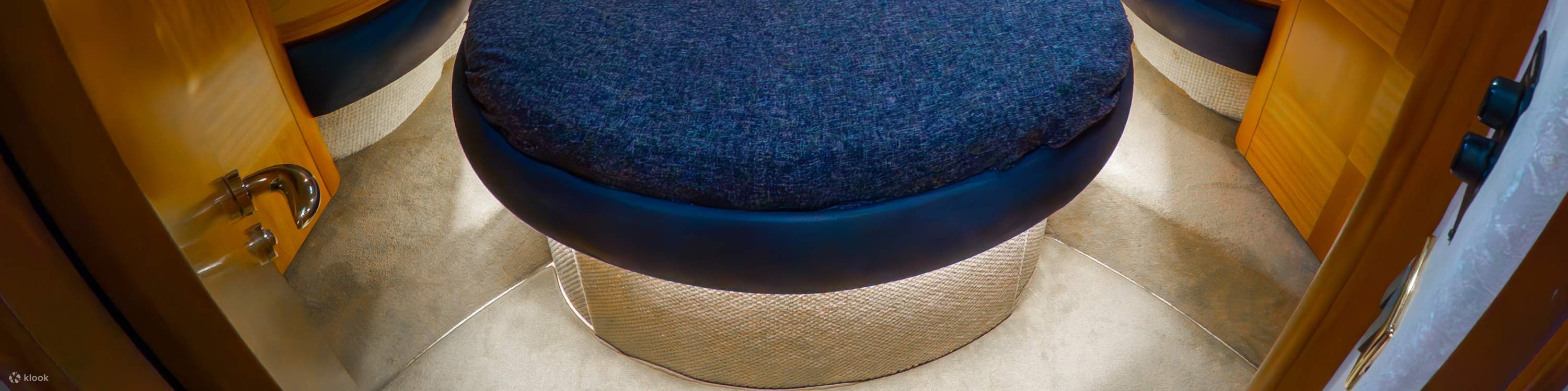 貸切プレミアムヨットチャーター ゼンシー3号（シンガポール / Zenithyachtcharters提供）