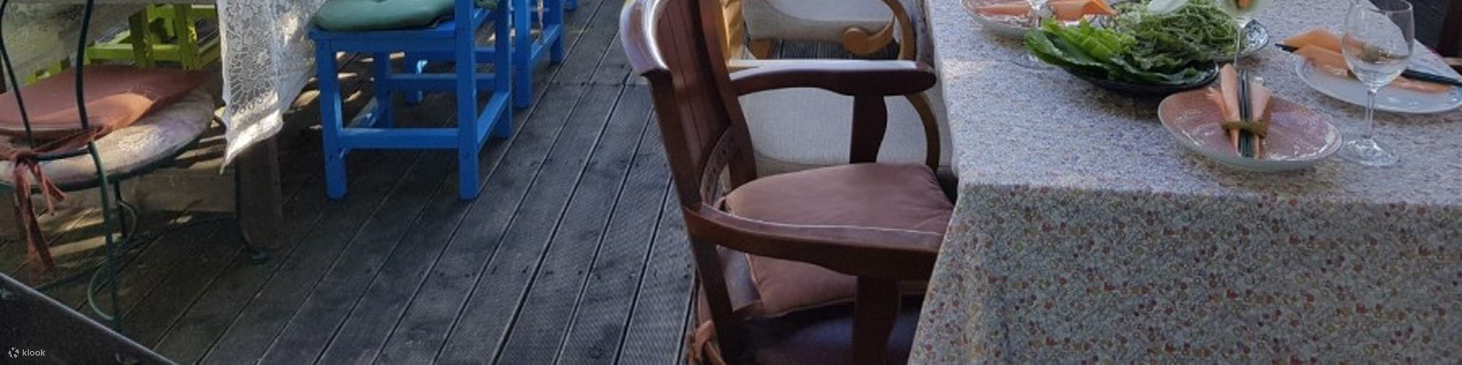 Bữa tối hải sản với tầm nhìn ra biển Haeundae. Gói này không bao gồm tour chợ.