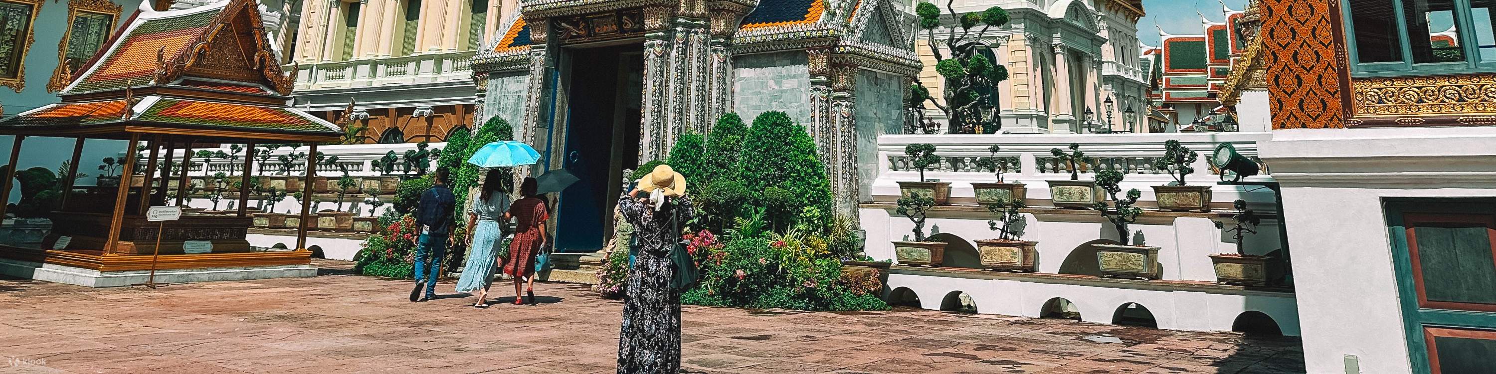 bahagian luar bangunan di Grand Palace
