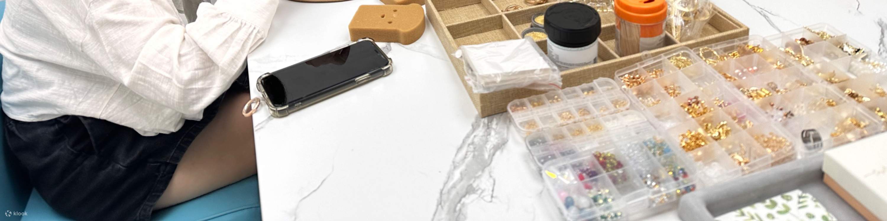 เวิร์คช็อปเครื่องประดับเรซิน Dip-art