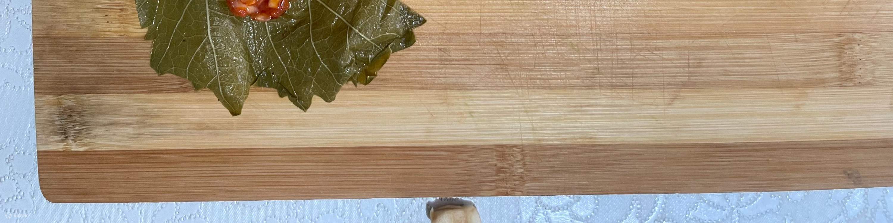 Clase de cocina tradicional de Dolma turco en una casa local