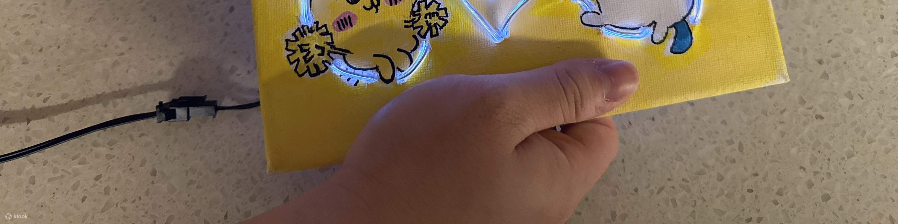 IRREGULart-Tsim Sha Tsui-Laboratorio artistico di luci al neon