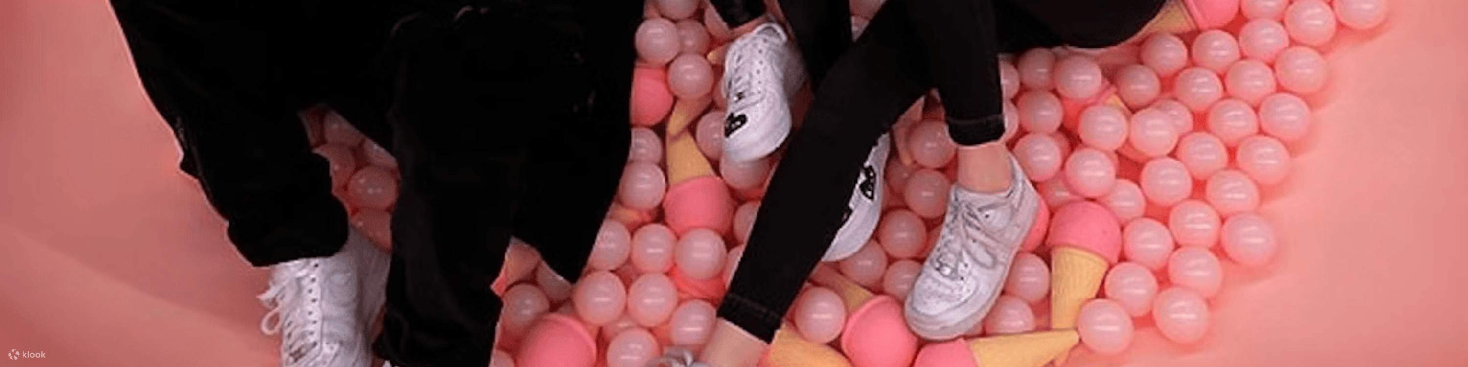 Luangkan hari anda dikelilingi dengan makanan manis dan banyak peluang fotografi