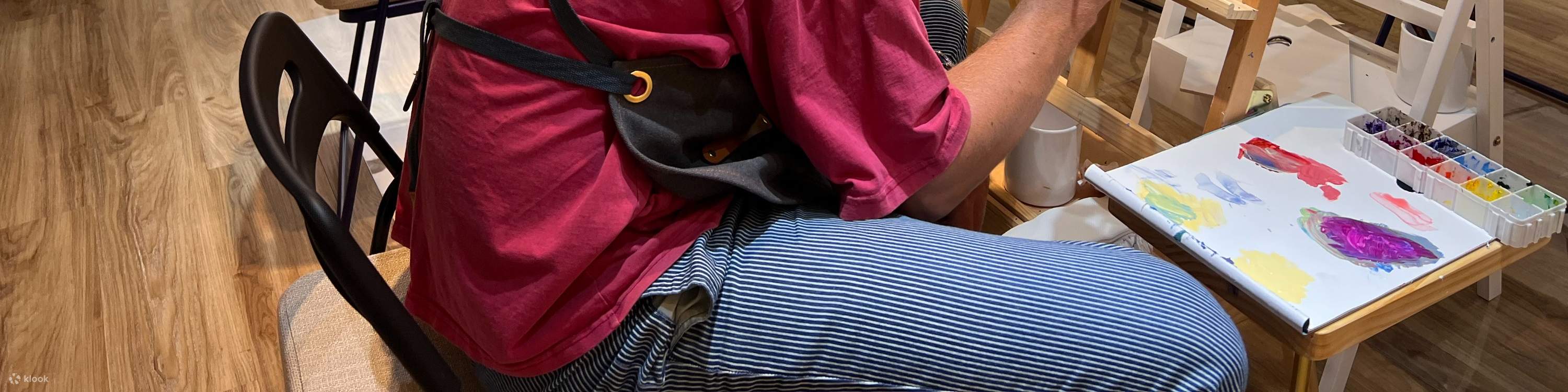 Rica Art Space - Lokakarya jamming seni akrilik｜Lokakarya lukisan tekstur｜Seni & Anggur｜Wan Chai