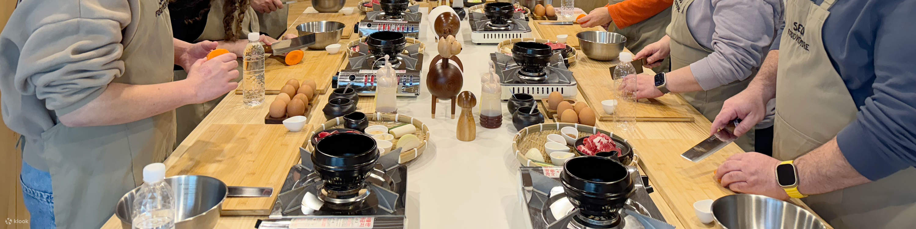 Korean Cooking Class with Grocery Shopping at Seoul Local Market