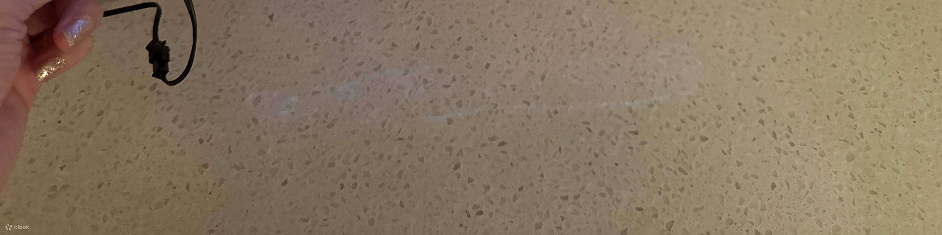 IRREGULart-Tsim Sha Tsui-Laboratorio di arte al neon a luce fredda