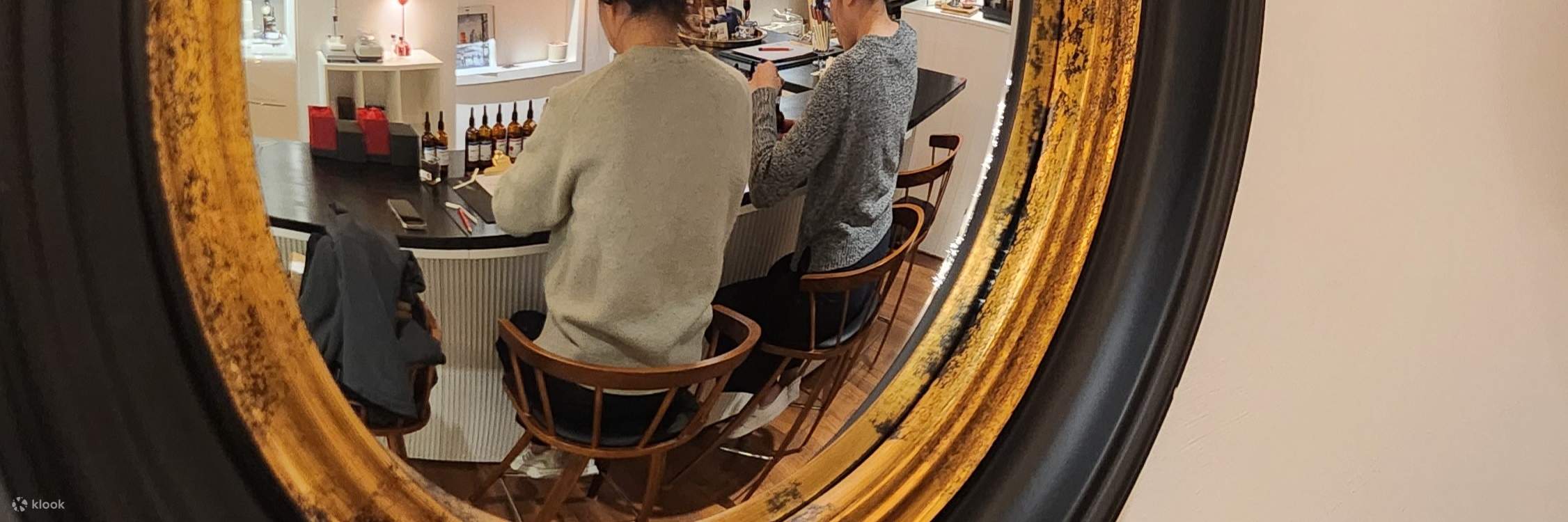 Catturando l'essenza di oggi in un profumo unicamente mio.