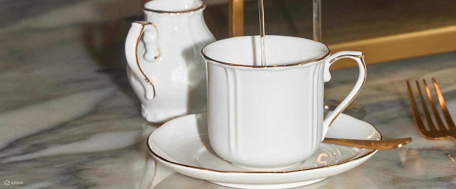 Послеобеденный чай в Ms.Jigger в Kimpton Maa-Lai Bangkok