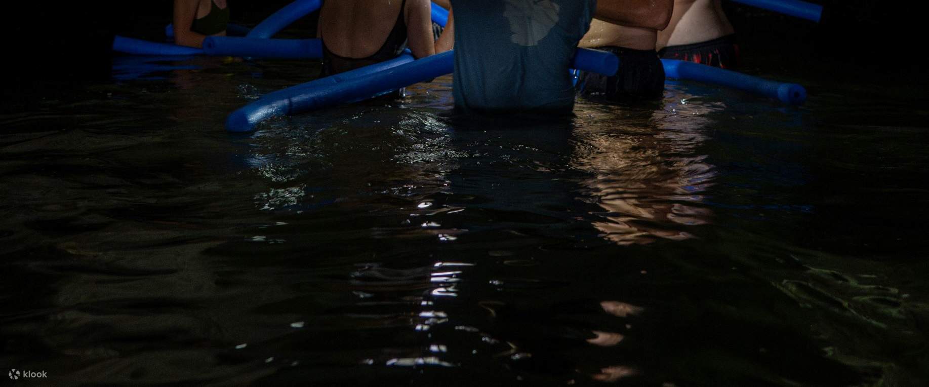 探索帕納克洞穴