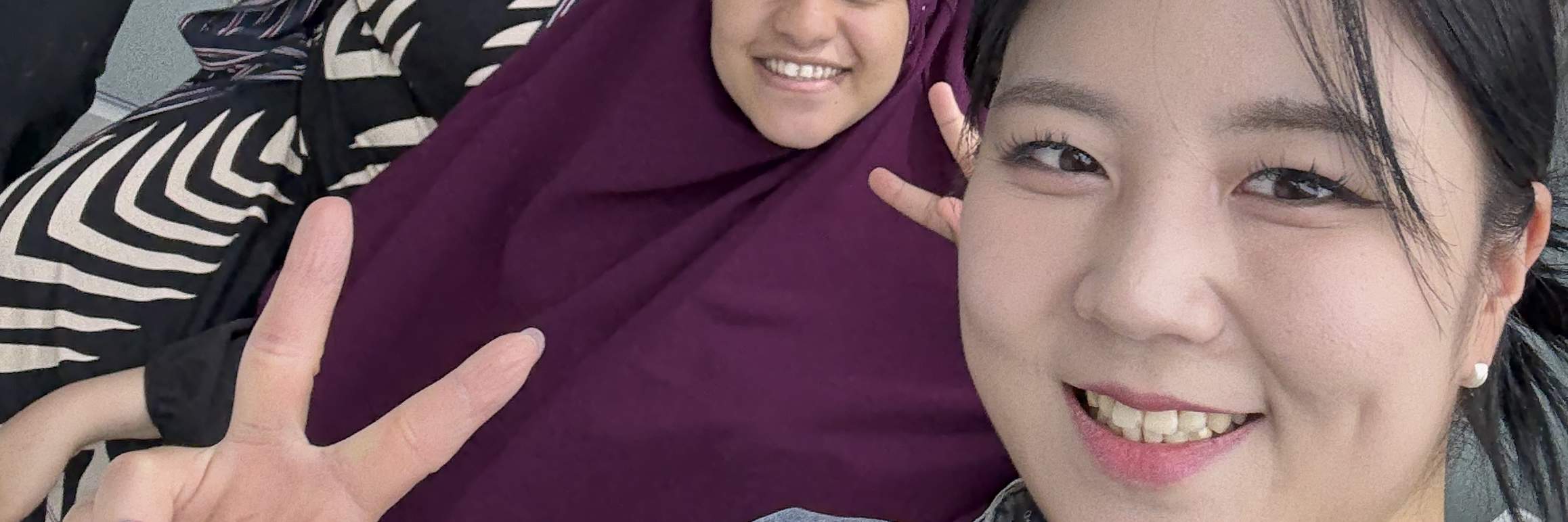 Salon Ramah Muslim dengan Pilihan Ruangan Pribadi
Kami dengan bangga menyambut tamu Muslim dengan lingkungan yang nyaman dan penuh hormat.
Ruangan pribadi dapat ditambahkan sebagai pilihan tambahan untuk privasi dan relaksasi selama pengalaman K-Beauty An