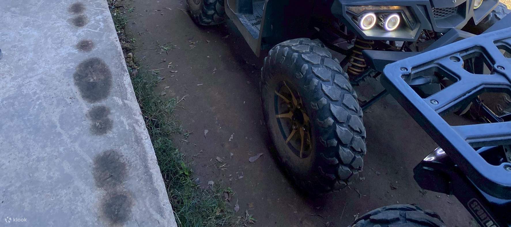 Avventura in ATV a Chiang Mai con rafting in acque bianche - Tour di mezza giornata