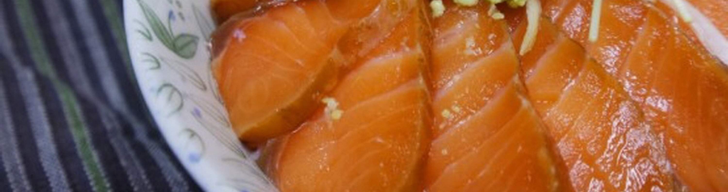 韓国風ソースのマリネサーモン