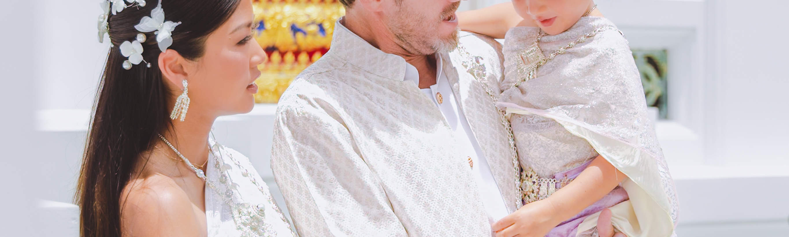 방콕 차리스 태국 스튜디오의 태국 전통 의상 대여