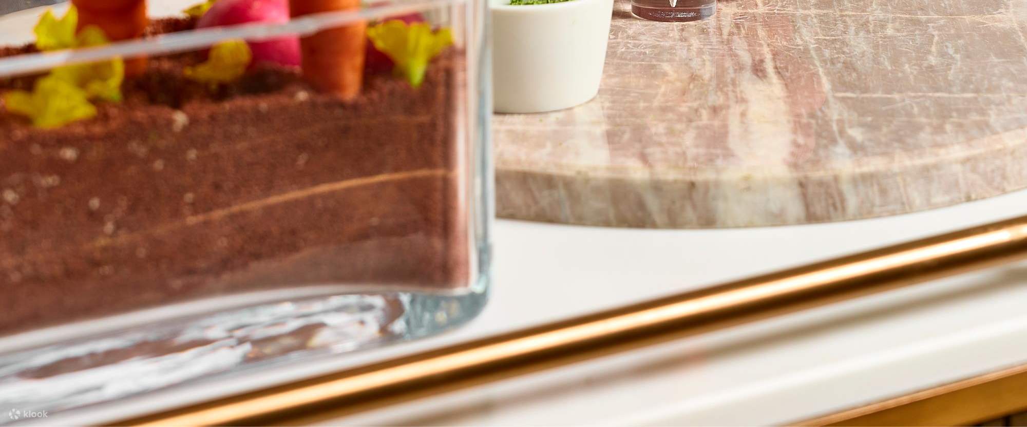 방콕 피콕 앨리 애프터눈 티 세트 by Waldorf Astoria