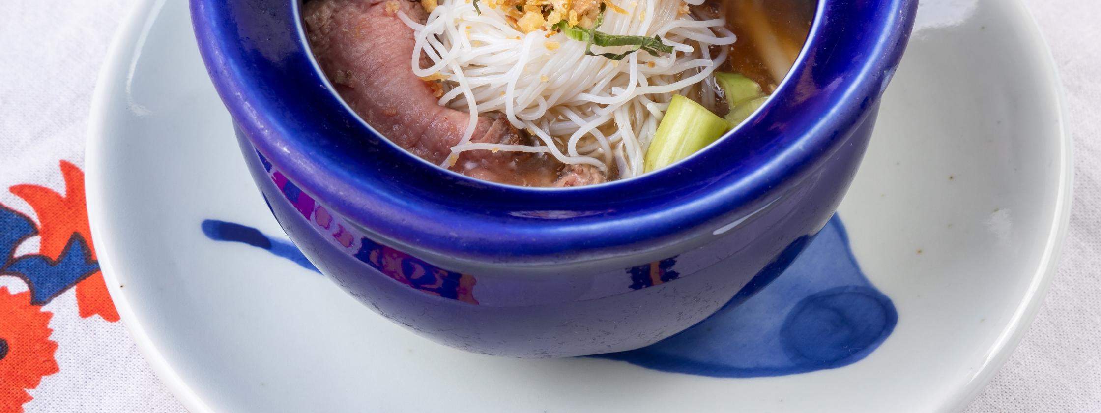 素坤逸蓝象餐厅（Sukhumvit Blue Elephant）（米其林指南2020）