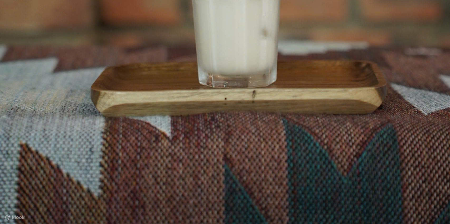 Kelas Kopi Phin Hue Dengan Gaya Telur, Garam & Kelapa 