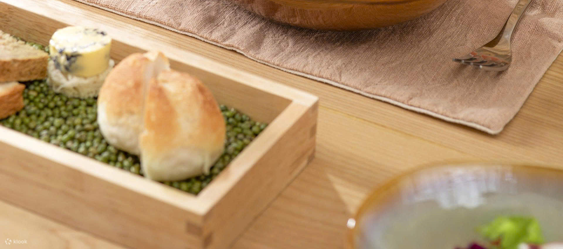 Oakwood Ha Long道地越南風味及西式套餐