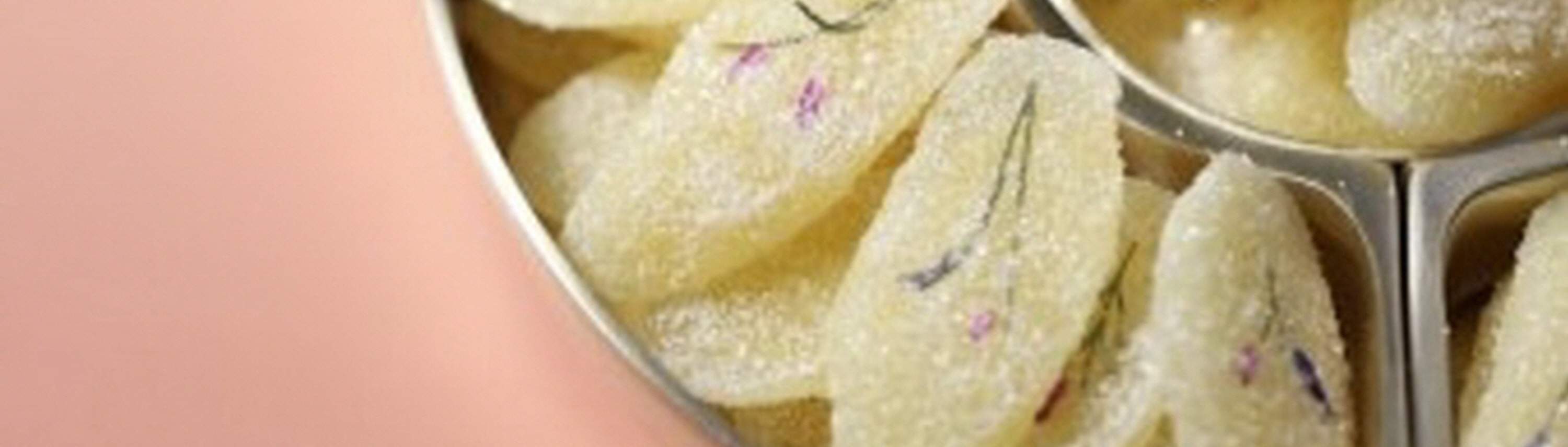 คลาสเรียนทำอาหารเกาหลี: วุ้นโสมตกแต่งด้วยดอกไม้