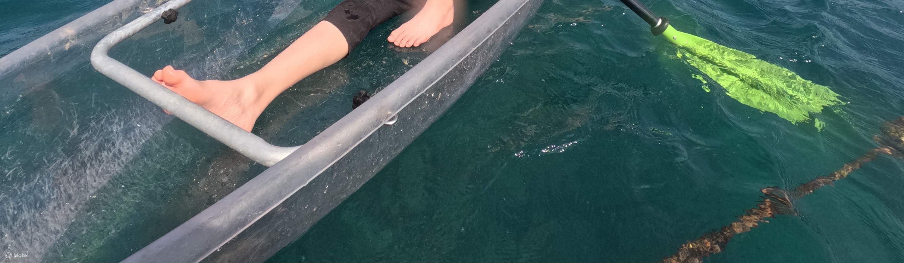 Deportes acuáticos en la playa de Aimen