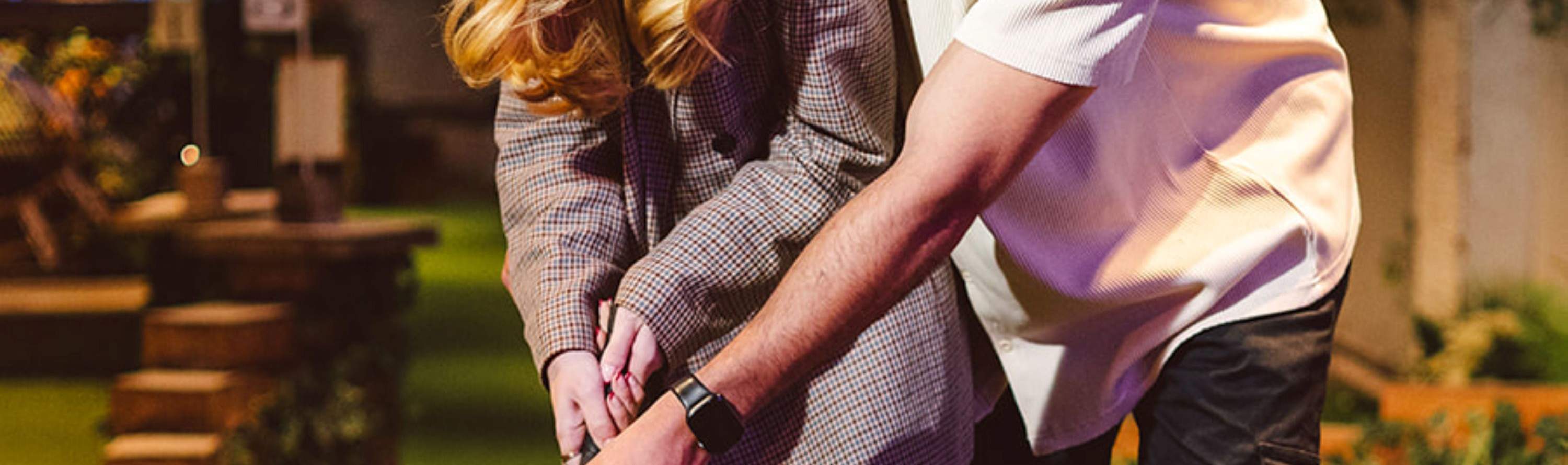 Golf, Bocadillos y Bebidas en Swingers Crazy Golf Dubái