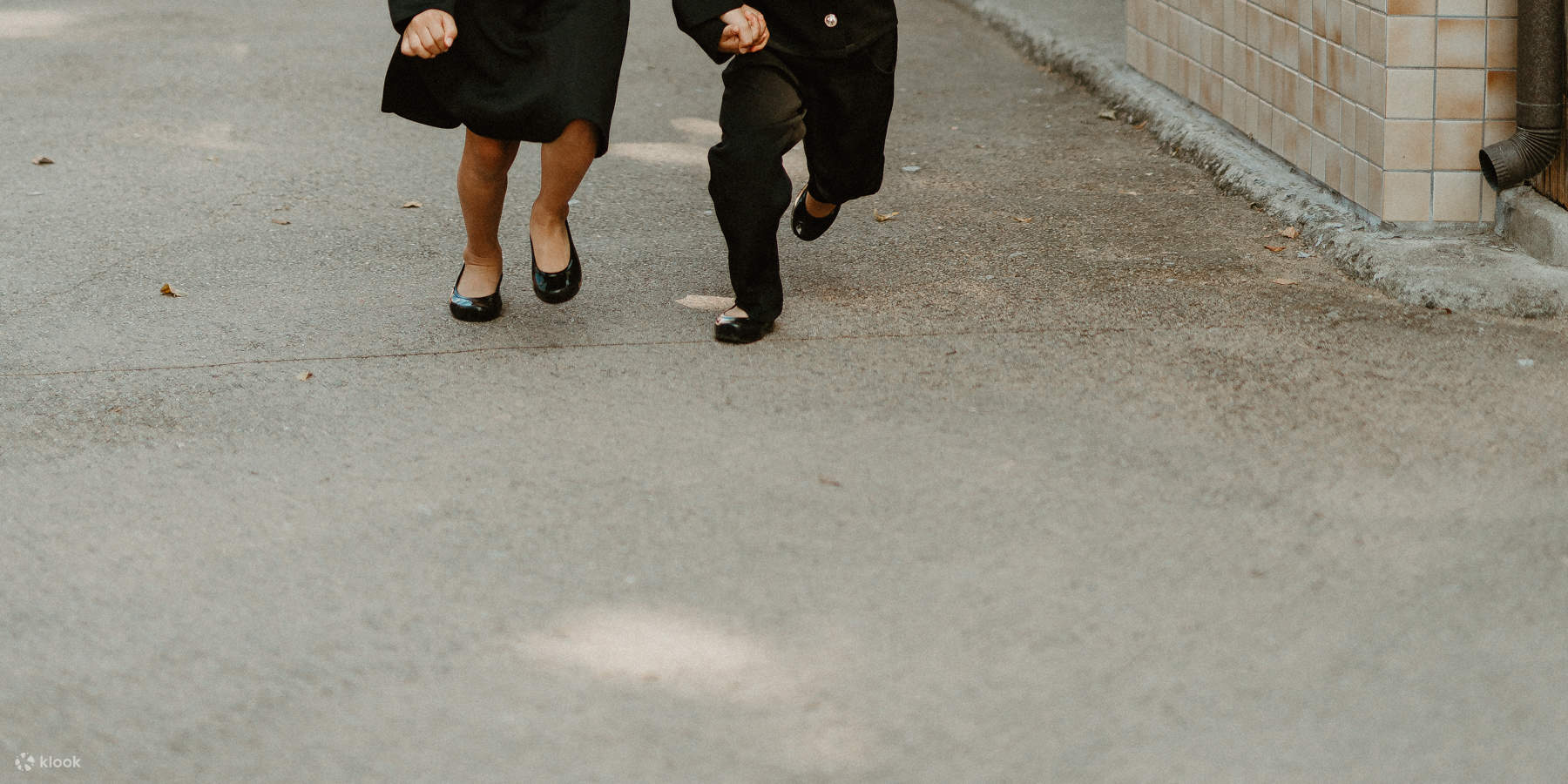 Chụp ảnh với đồng phục học sinh kiểu Hàn Quốc