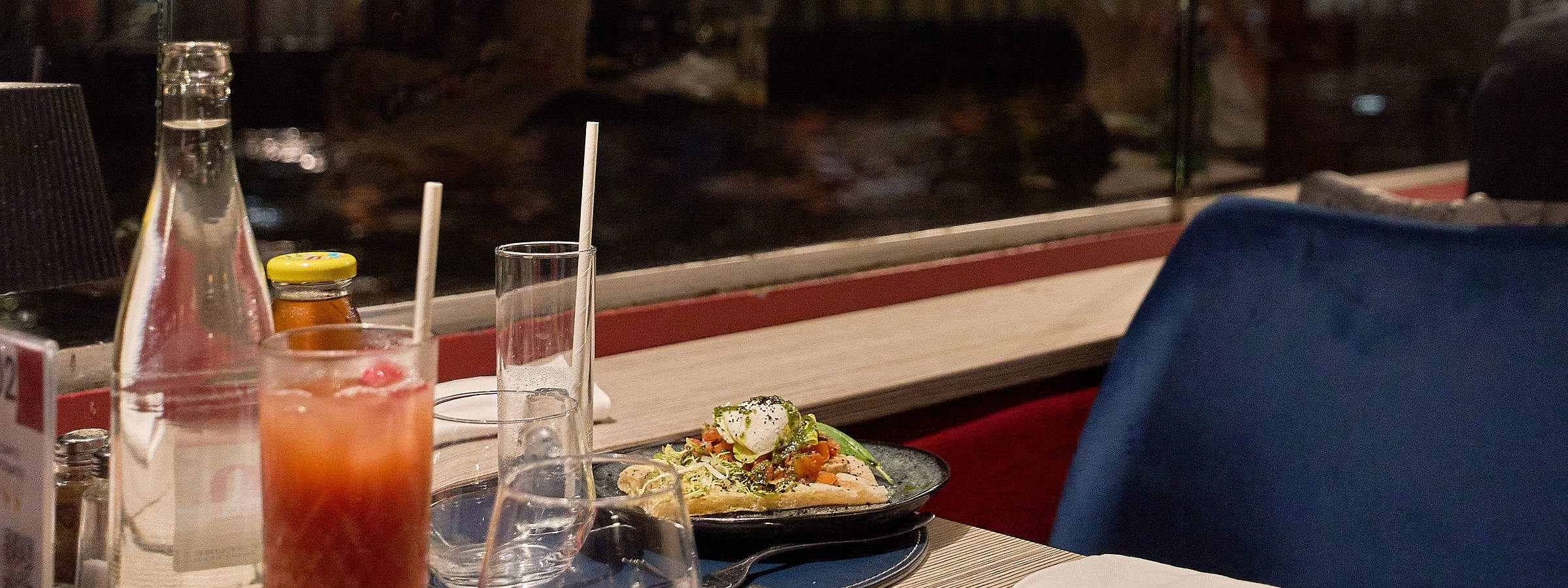 Gourmet Dinner Cruise on Seine River with Live Music in Paris