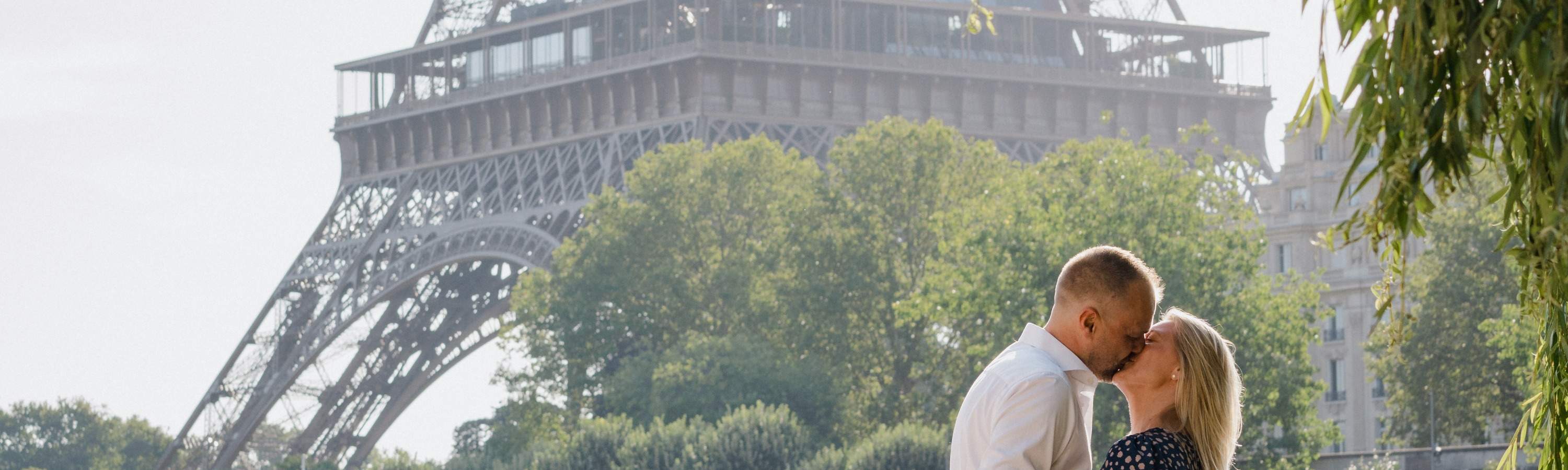 파리 스냅사진 - 에펠탑 주변에서 찍는 전문적인 사진