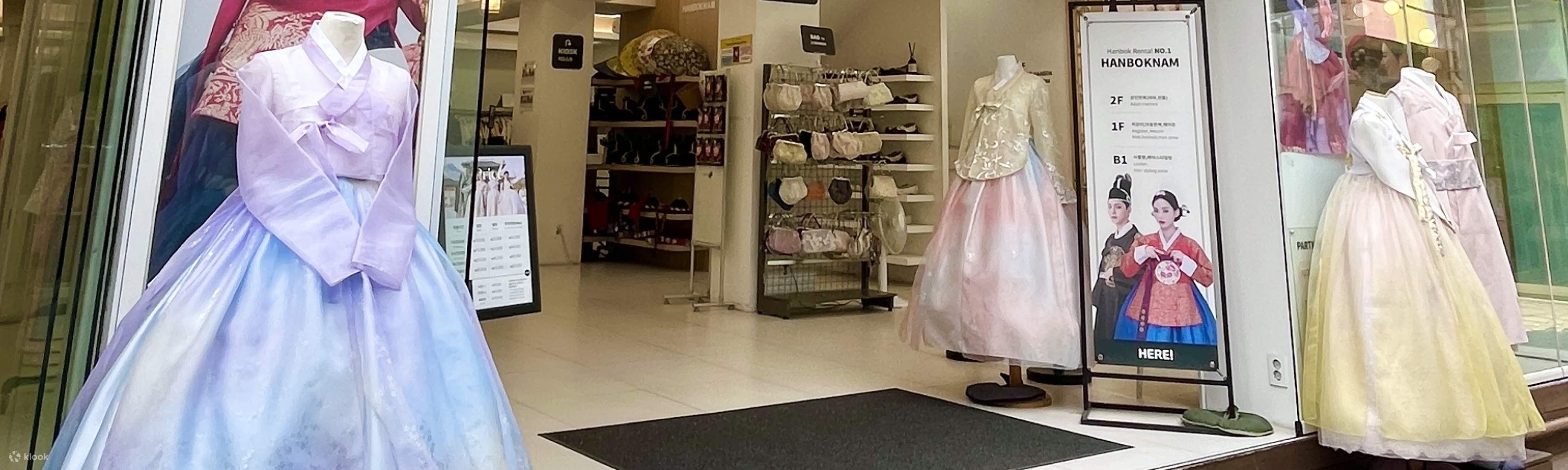 Sewa Hanbok dengan Tata Rambut Korea di Hanboknam Gyeongbokgung