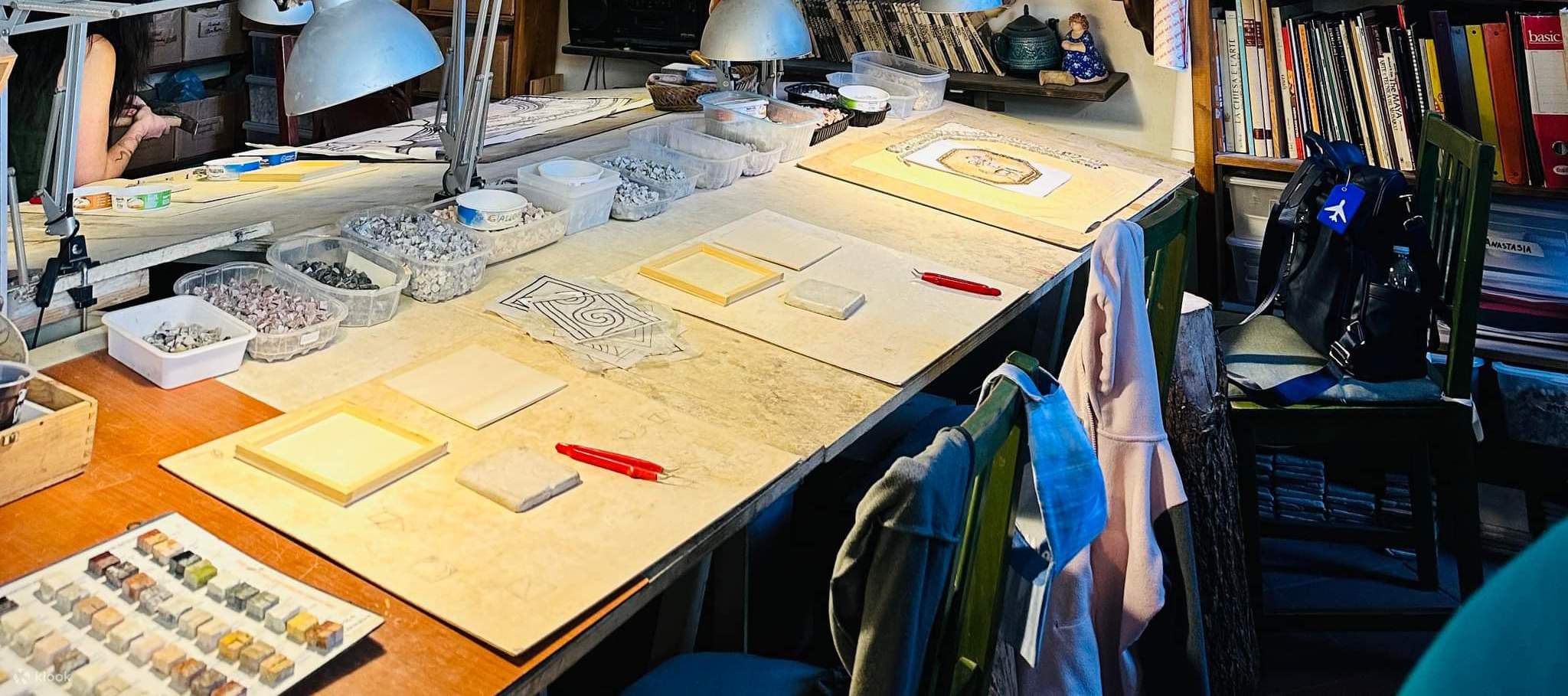 Bengkel membuat mozek di Rom