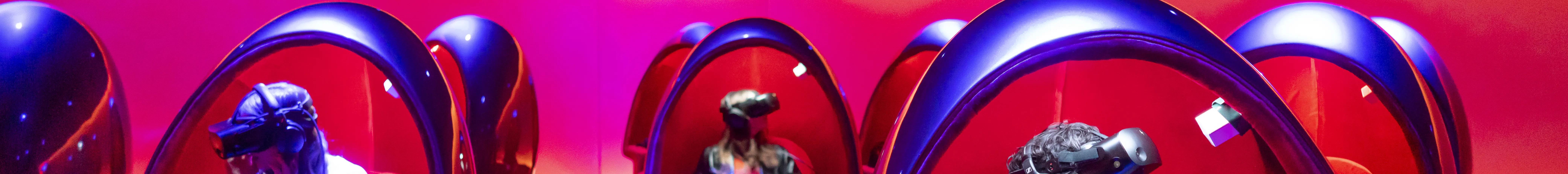 在 Skydeck 的 VR Voyager 剧院踏上虚拟之旅