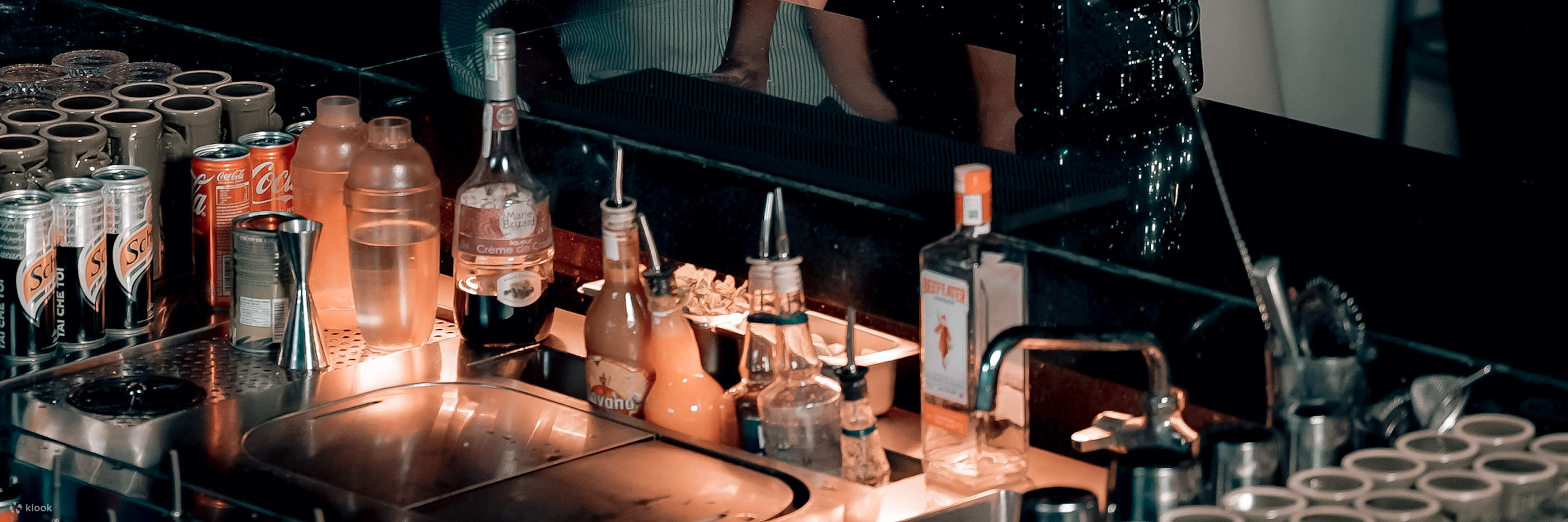 Ночные развлечения в Sky36 Rooftop Nightclub 